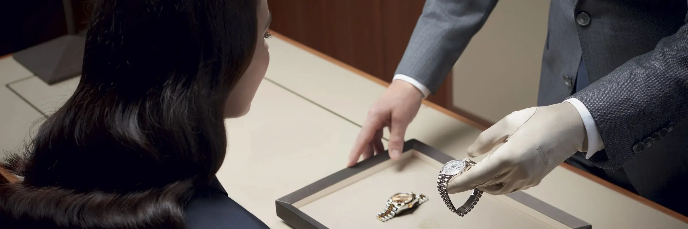Rolex Yetkili Satış Noktasında iletişim
